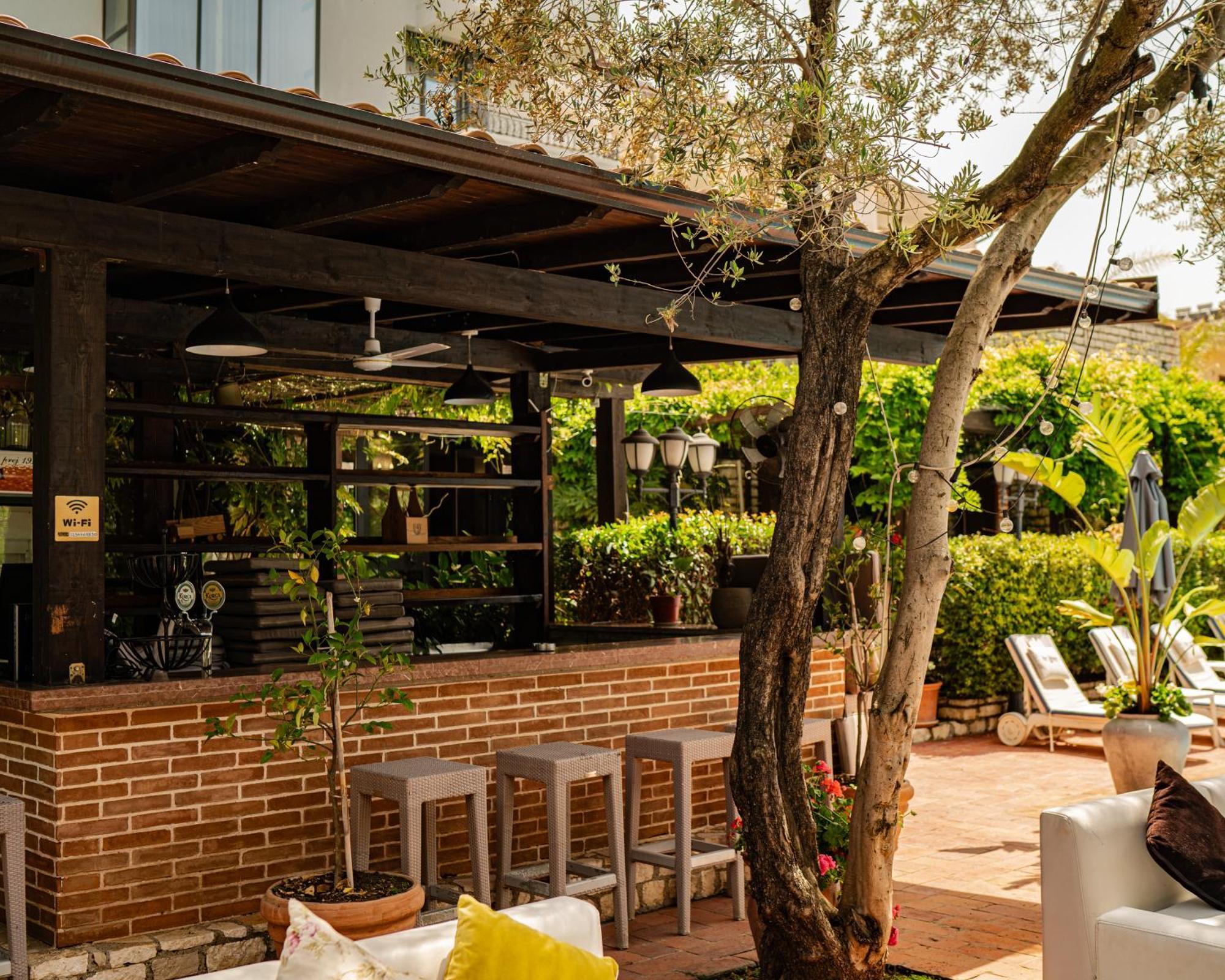 Hotel Belvedere Shkallnur