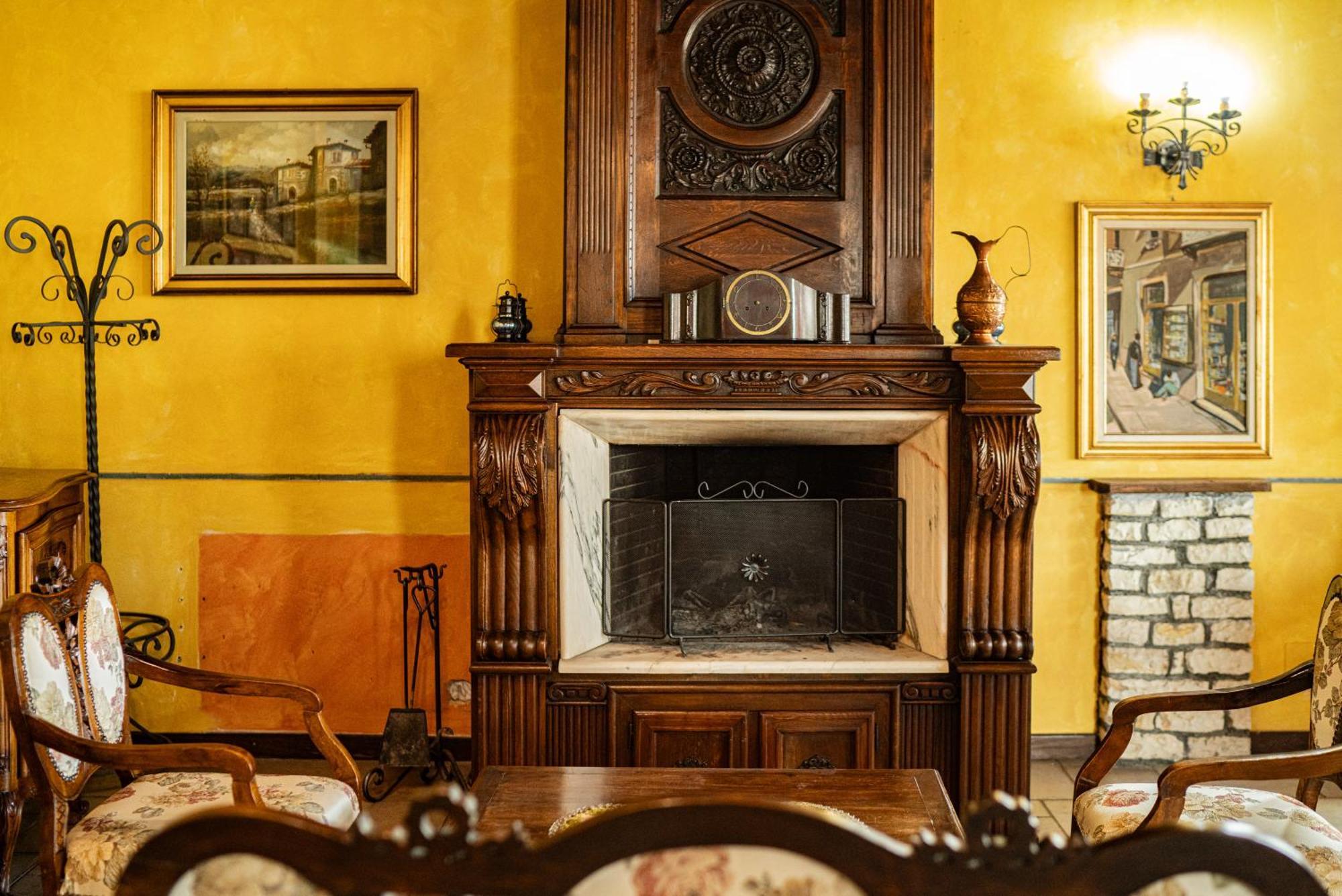 Hotel Belvedere Shkallnur