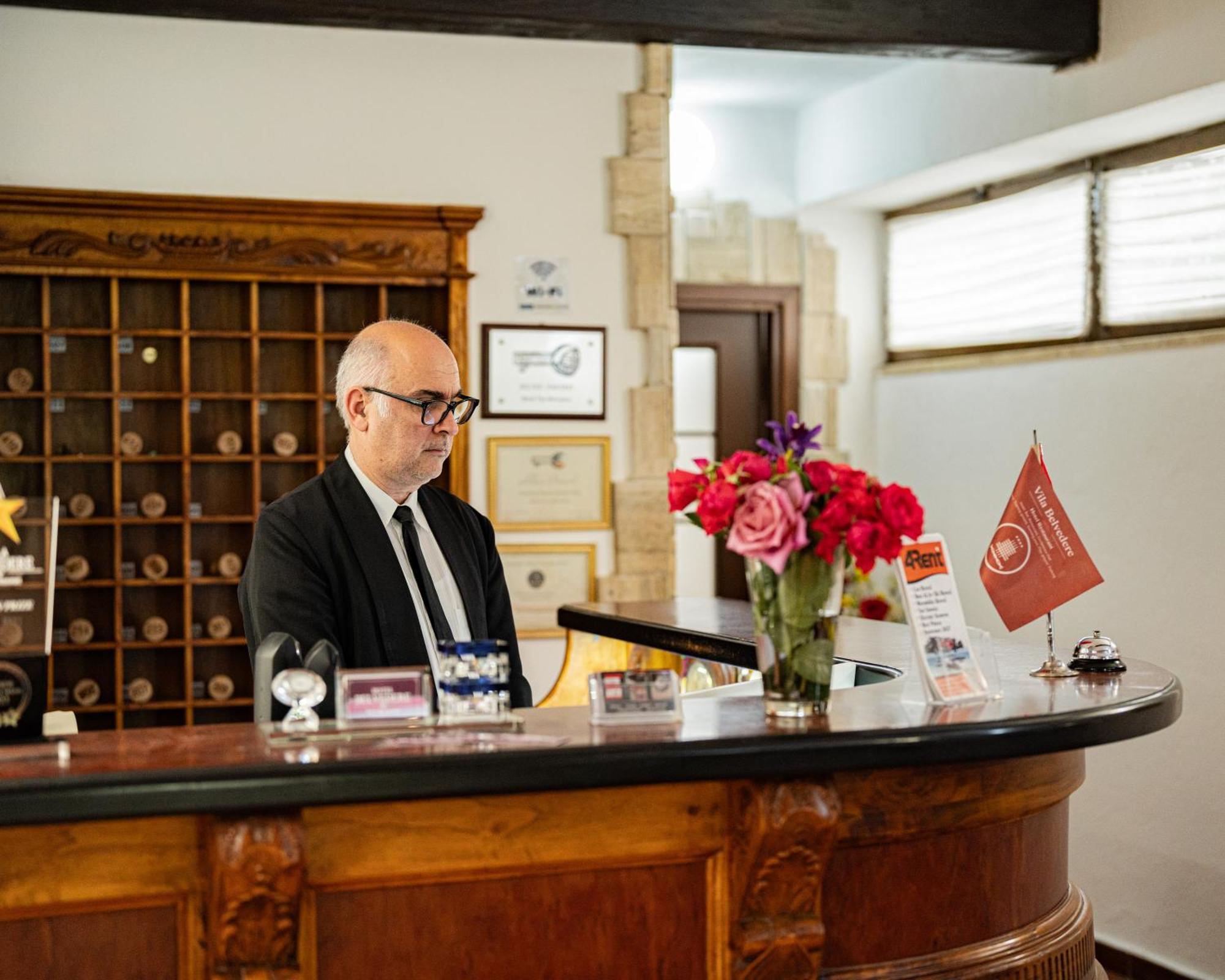 Belvedere Shkallnur
