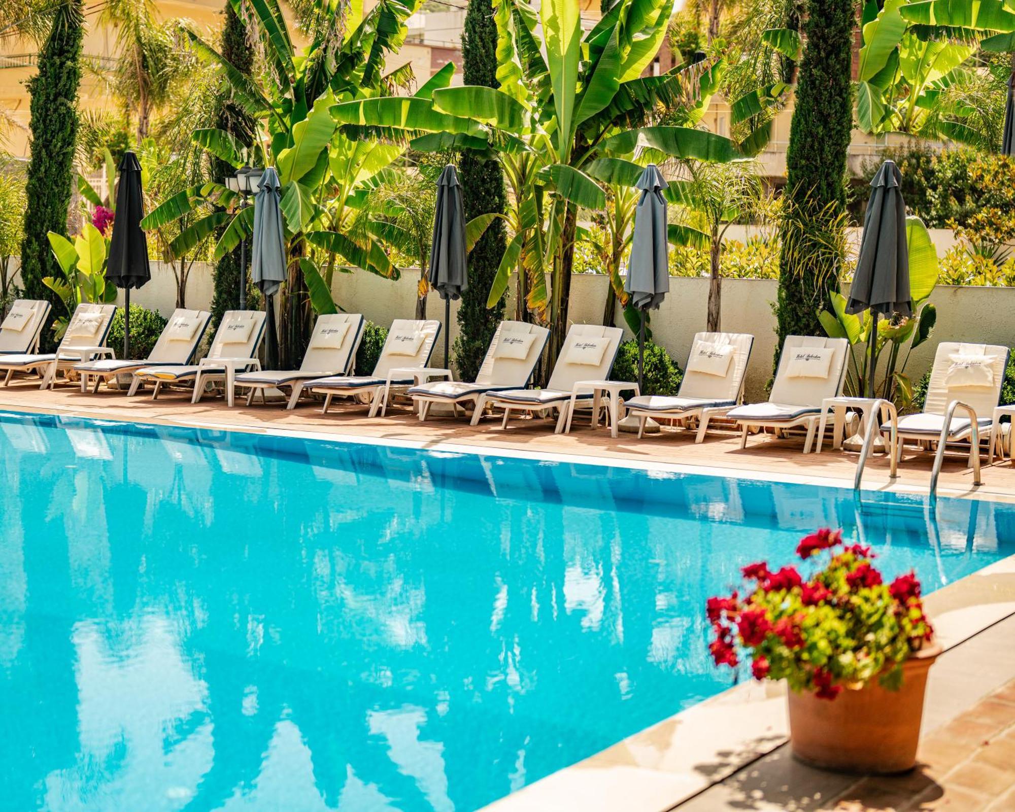 Hotel Belvedere Shkallnur